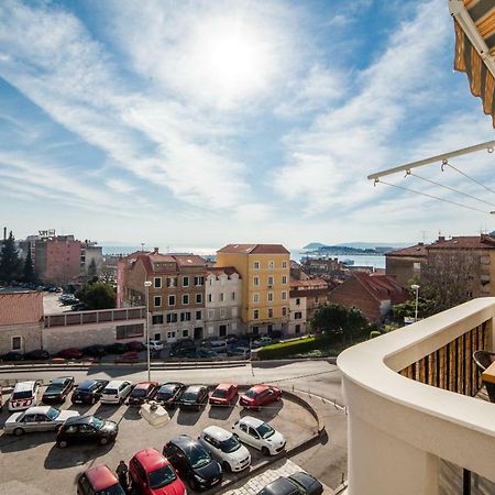 King'S View Apartment Split Exterior photo