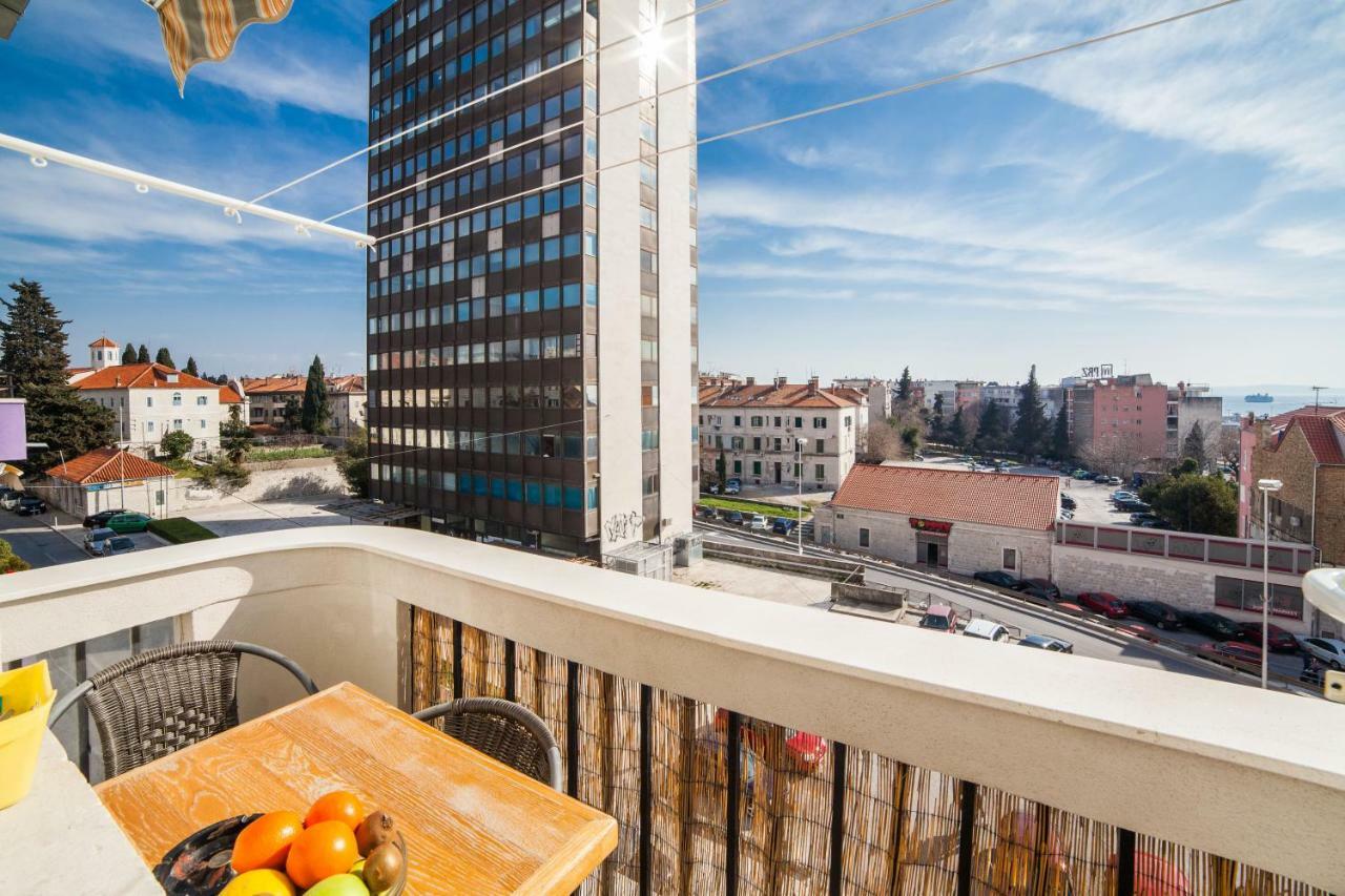 King'S View Apartment Split Exterior photo