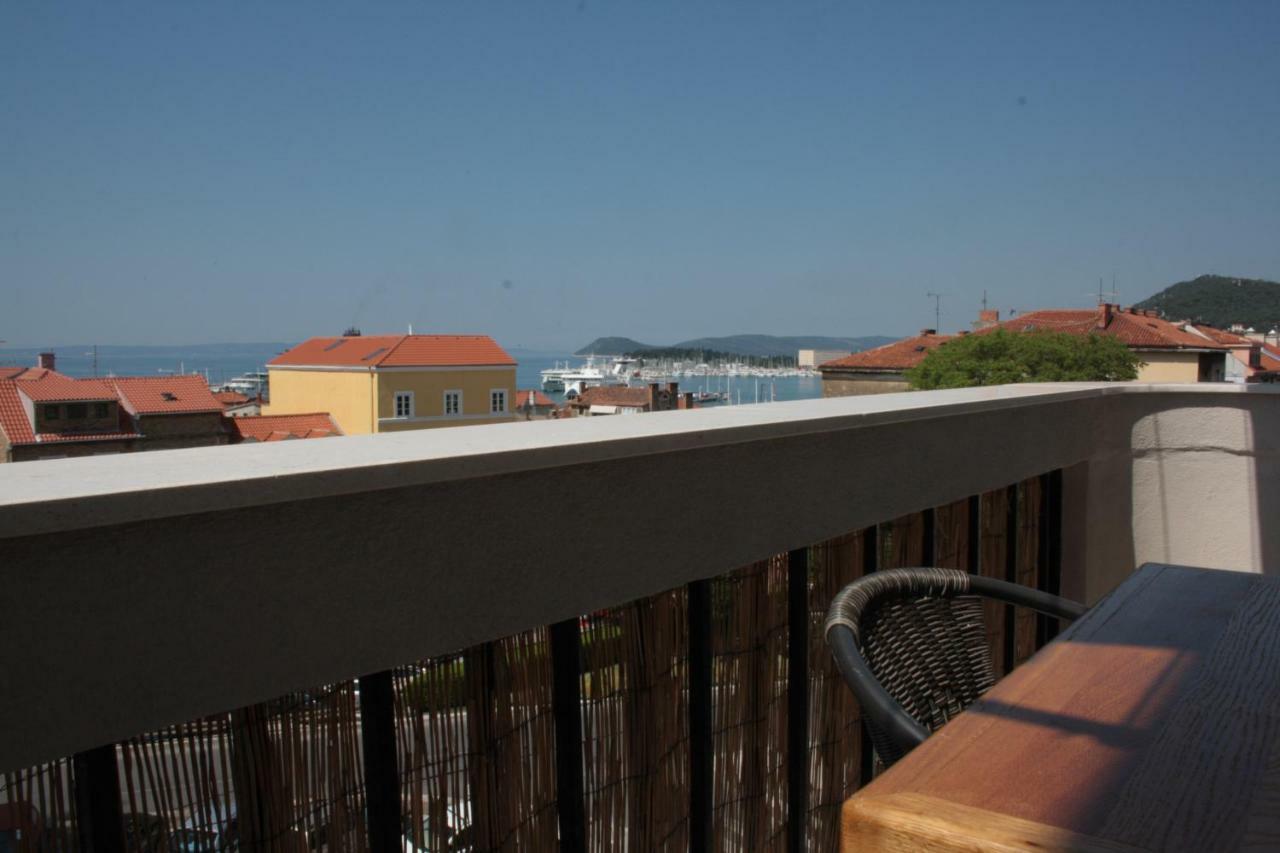 King'S View Apartment Split Exterior photo