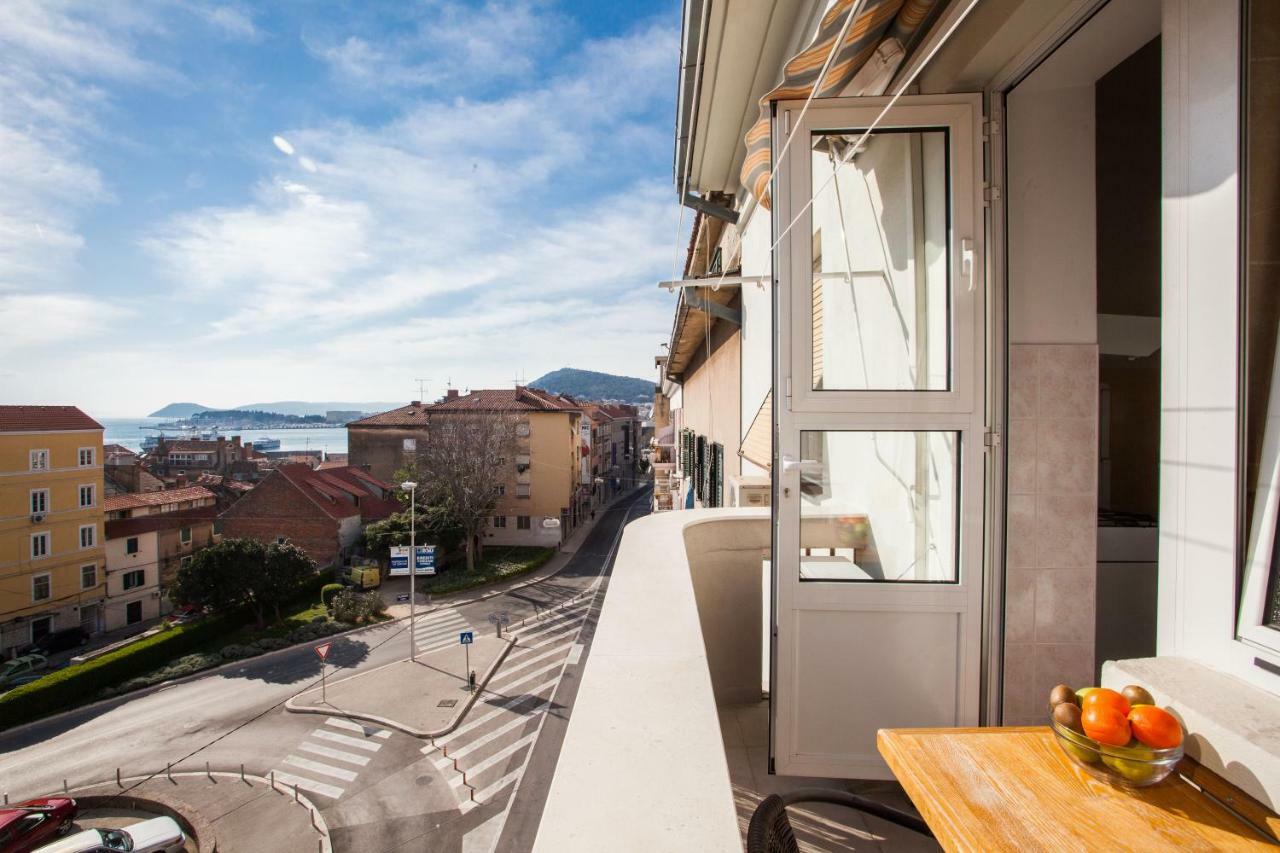 King'S View Apartment Split Exterior photo